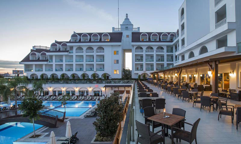 side-crown-serenity-hotel-5